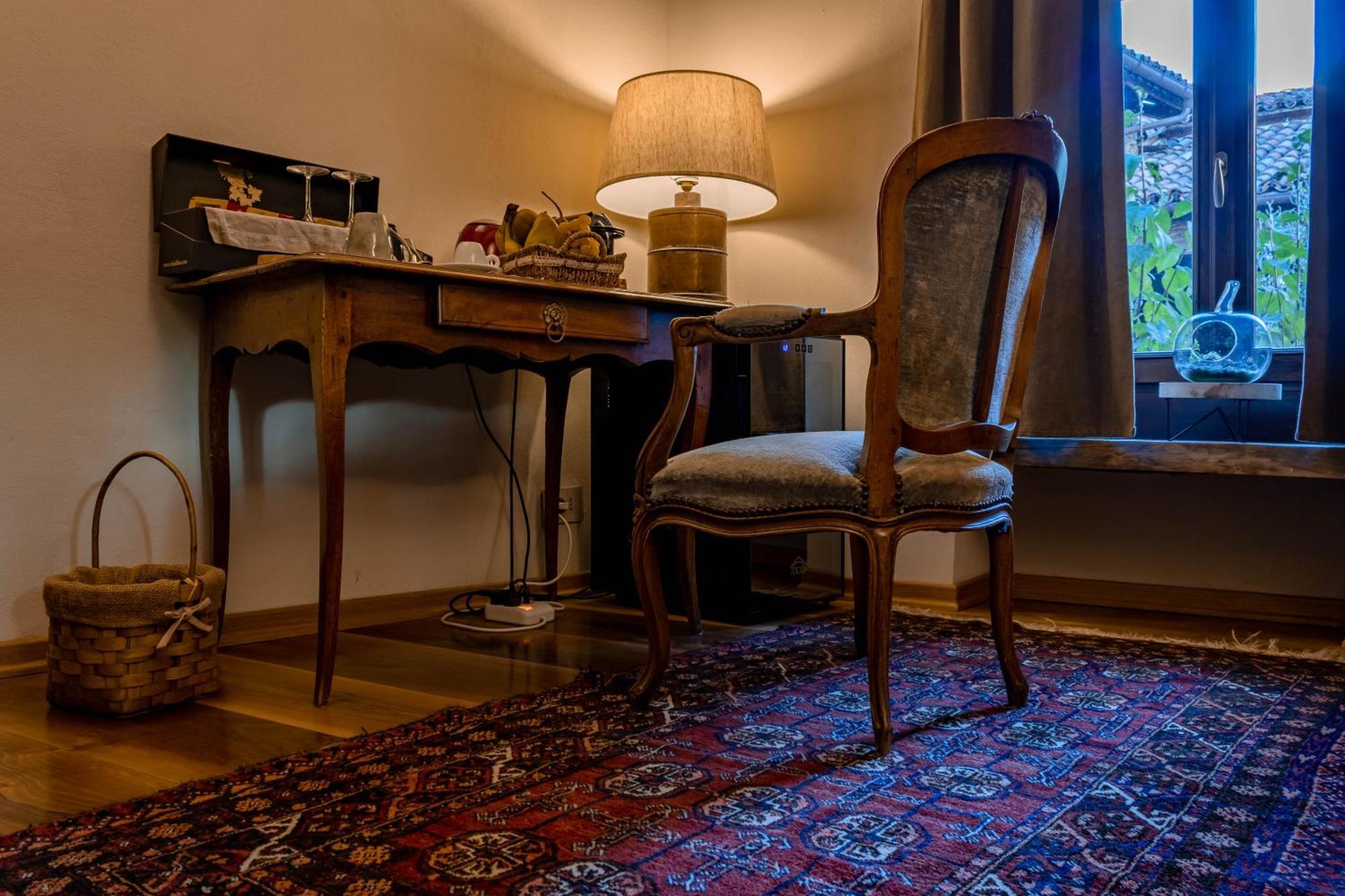 Number 10 Locanda B&B Belvedere Langhe Экстерьер фото
